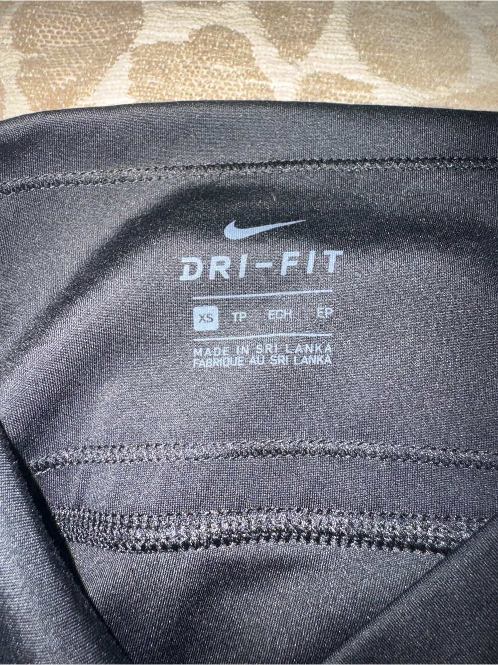 Nike Black Dri-FIT Performance Crop Leggings XS - Picture 6 of 6